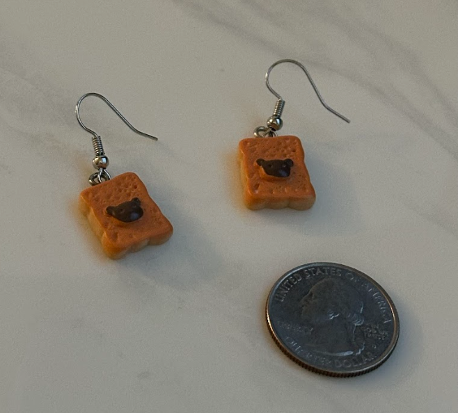 Toast with Bear Spread Earrings